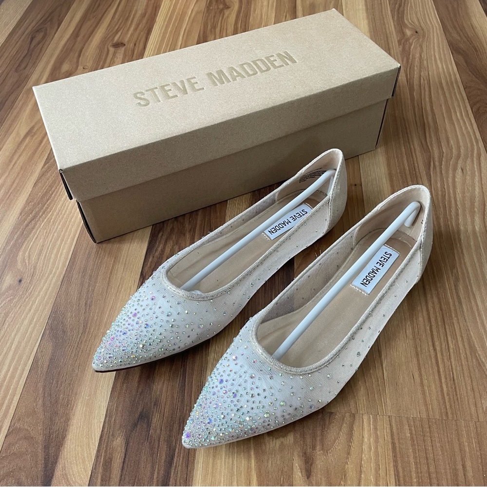 Steve Madden flat gold shoes